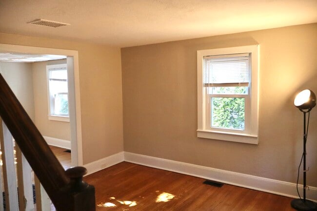 Photo - 37 Moran Ave