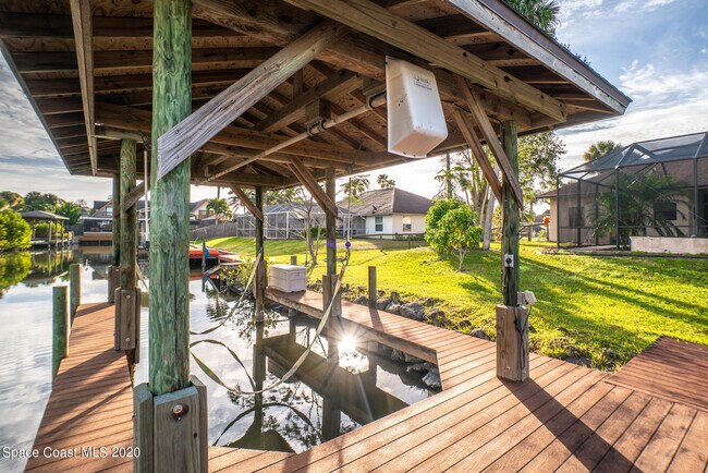 Photo - 470 Indian Bay Blvd