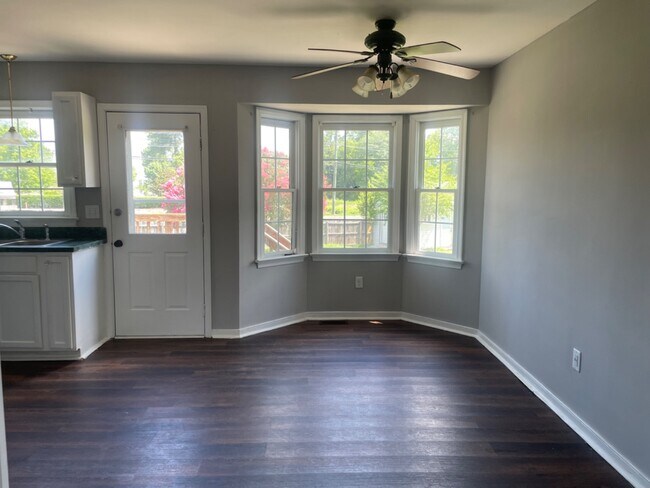 Photo - 4433 Hungary Glen Terrace