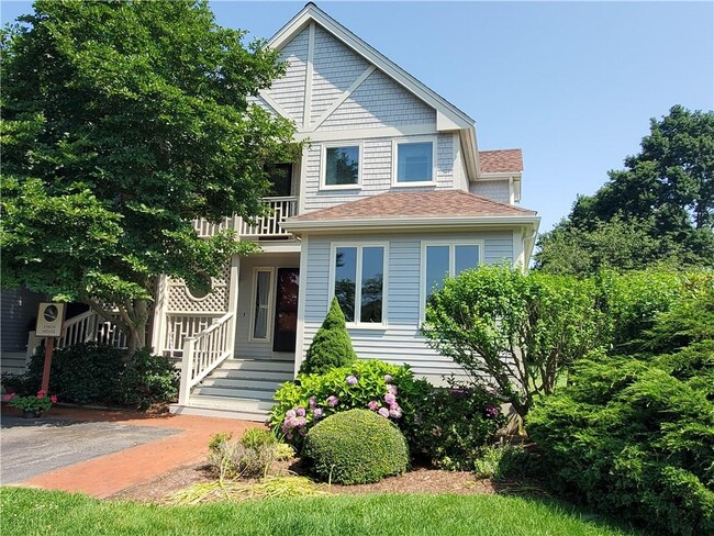 Photo - 15 Hammersmith Rd Condo Unit 33