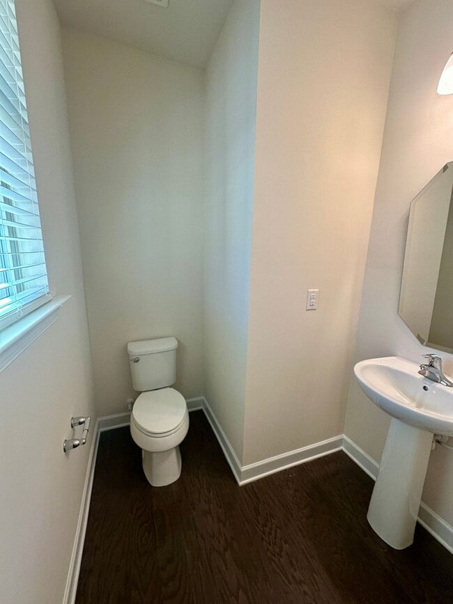 Photo - Spacious 3BR Townhouse in Berewick