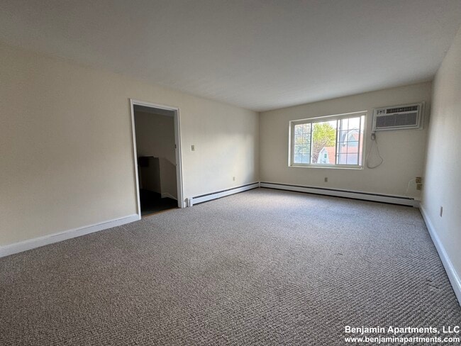 Building Photo - 314 Massachusetts Ave Unit 11
