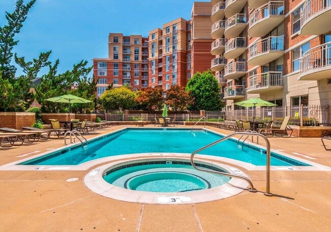 Building Photo - 1200 Braddock Pl Unit 103 Rental