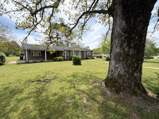 Photo - "Charming 4-Bedroom Home with Hardwood Floors on Ready Section Road!"
