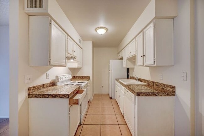 Photo - COMING SOON! Adorable 2 Bath 1 Bed Home in Glendale