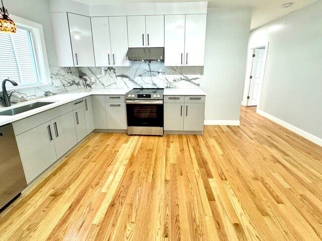 Photo - 190 Hillside St Unidad 1