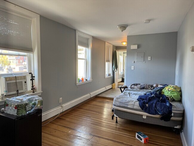 Photo - 228 Sumner St Unit 1