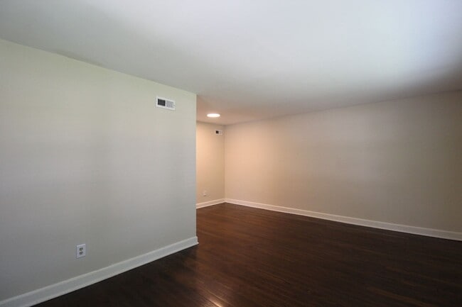 Photo - Fully Renovated 1 Bedroom 1 Bath in North Kansas City