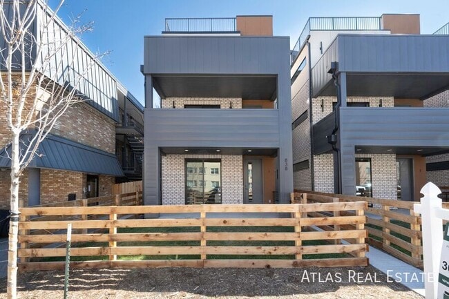 Photo - 830 Cherry St Unit 1