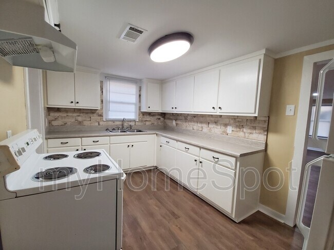 Photo - 8407 Whitmire Dr