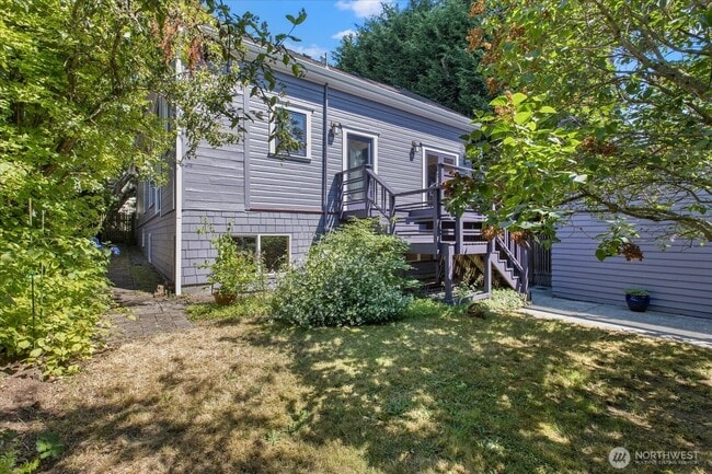Photo - 5825 4th Ave NW