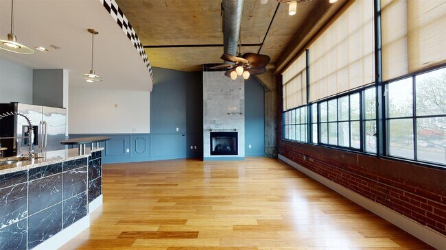 Photo - 4100 Forest Park Ave Unit 203