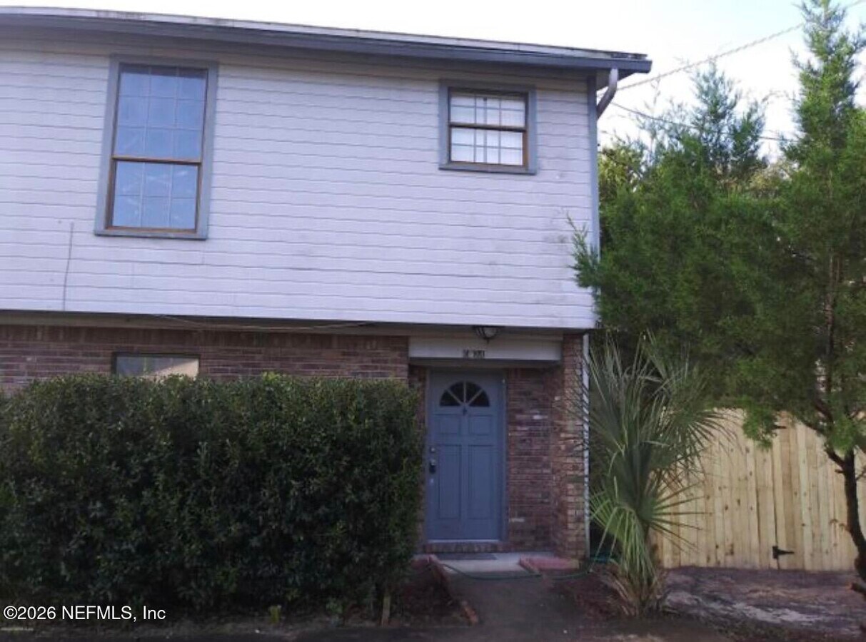 Photo - 6024 Duclay Rd