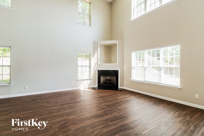 Photo - 1003 Ronald Rd