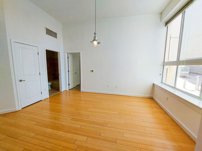 Photo - Modern and Bright 1 BR 1 BA in 16th St Heights