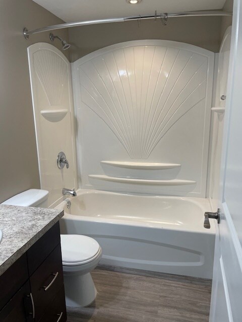 Photo - 2058 Wallace St