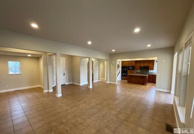 1850 Sun Shadow Ct