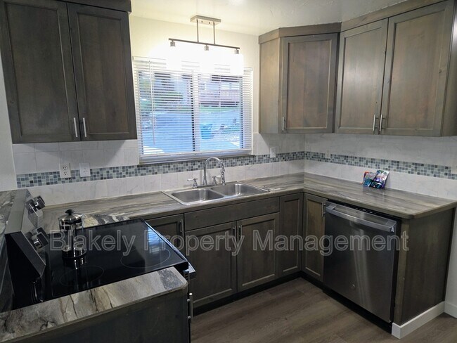 Photo - 2118 S Roosevelt St