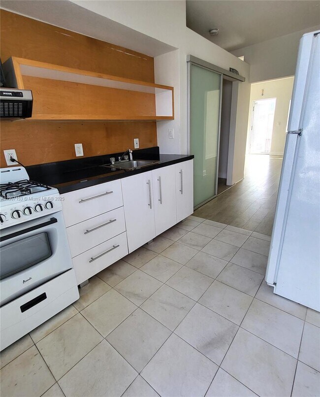 Photo - 503 74th St Unit B4