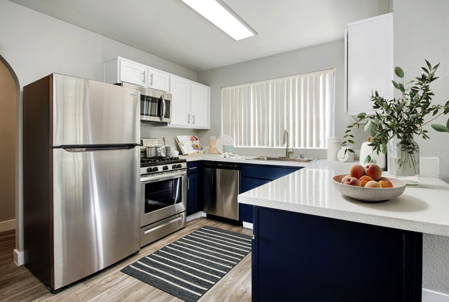 Photo - Fifty-Seven 95 Flamingo Apartments