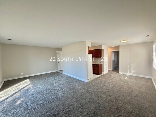 Photo - 20 S 14th St Unit 2S