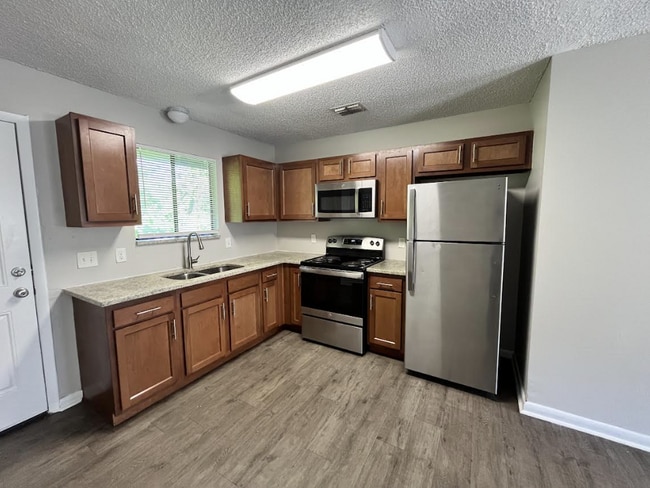 Photo - 5026 Westchase Ct