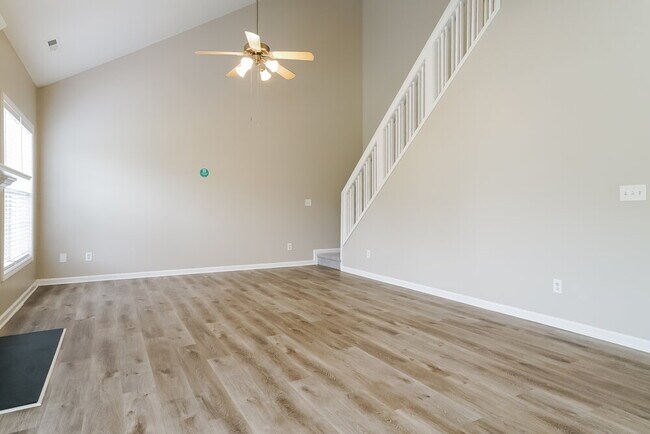 Photo - 8115 Willowglen Dr