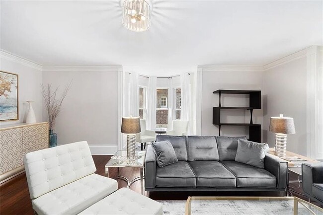 Building Photo - 77 Coggeshall Ave