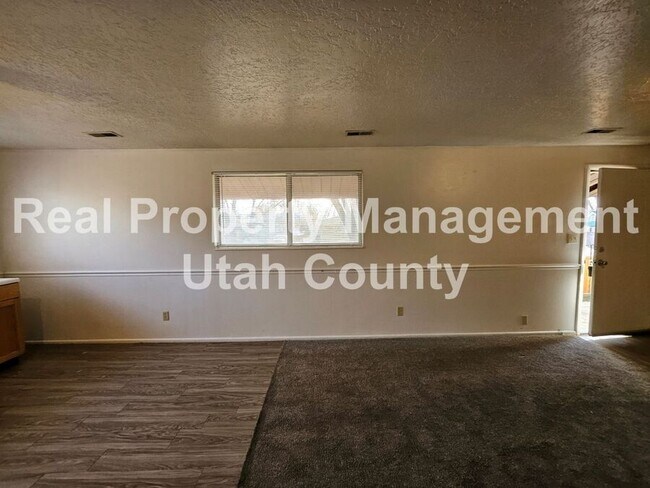 Photo - 1146 W 100 N Unit 8