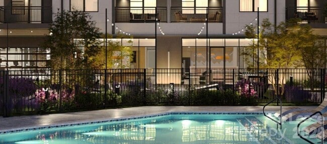 Photo - 2222 N Tryon St Unidad S2