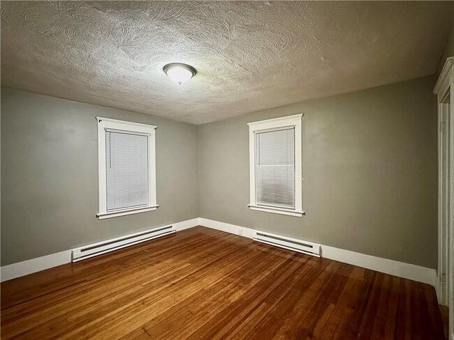 Photo - 10 Lachance St