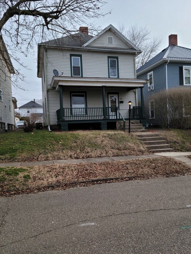 Photo - 364 S 10th St