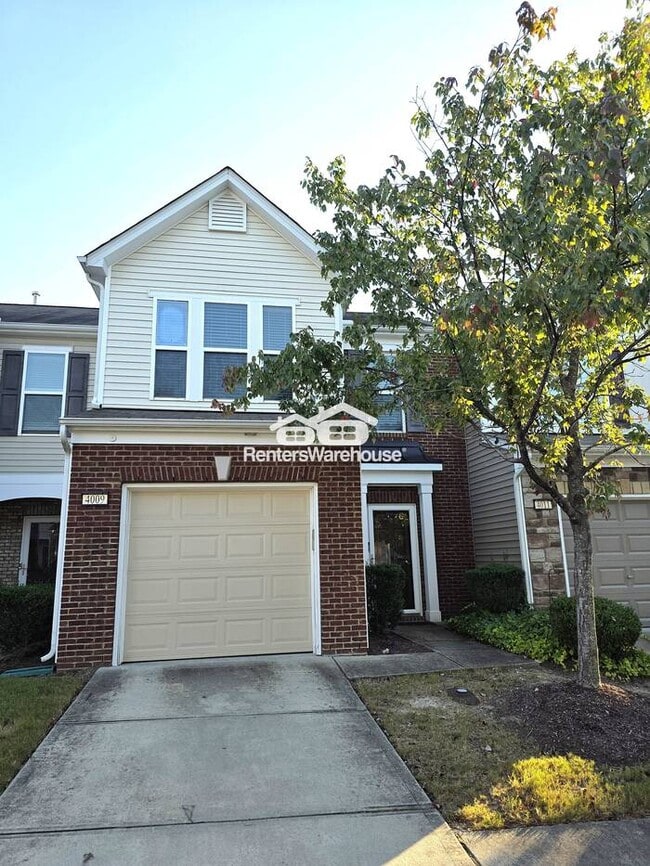Building Photo - Beautiful 3-bedroom townhome in North Rale...
