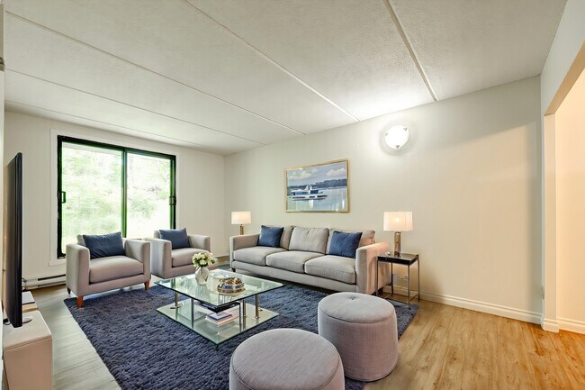 Building Photo - PH 4 - 4