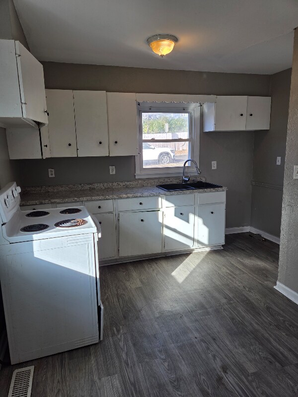 Photo - 5907 Jackson Ave