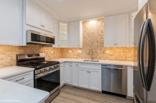 Photo - 214 Manor Dr Unit D