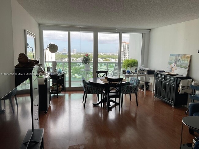 Photo - 100 Bayview Dr Unidad 1502