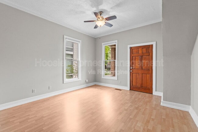 Photo - 920 Broadway St Unit Condo B
