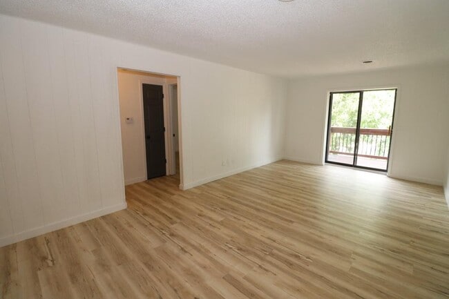 Photo - 1221 S Park Ave