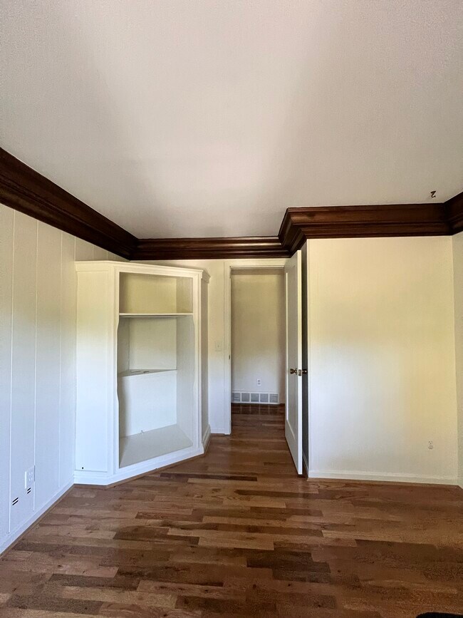 Photo - 680 Overland St Unidad 1