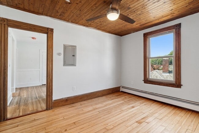 Photo - 3 Orchard St Unidad #3