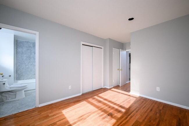 Photo - 50 Glenwood Ave Unidad 501