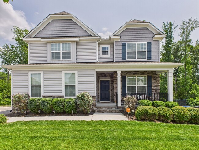 Spacious 5-Bedroom Colonial Home for Rent ... - Spacious 5-Bedroom Colonial Home for Rent ...