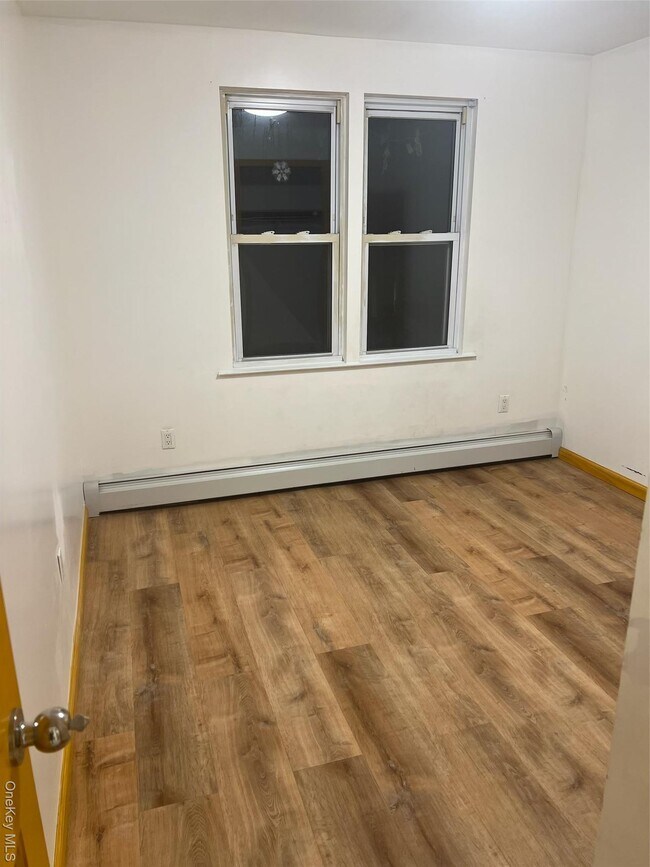 Photo - 170-11 Lithonia Ave Unidad 1