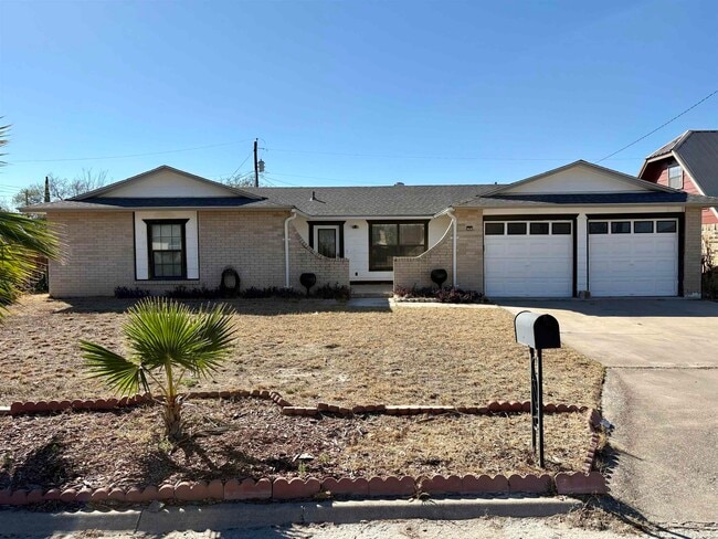 Building Photo - 102 Jaimie Way