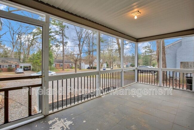 Photo - 506 Cross St