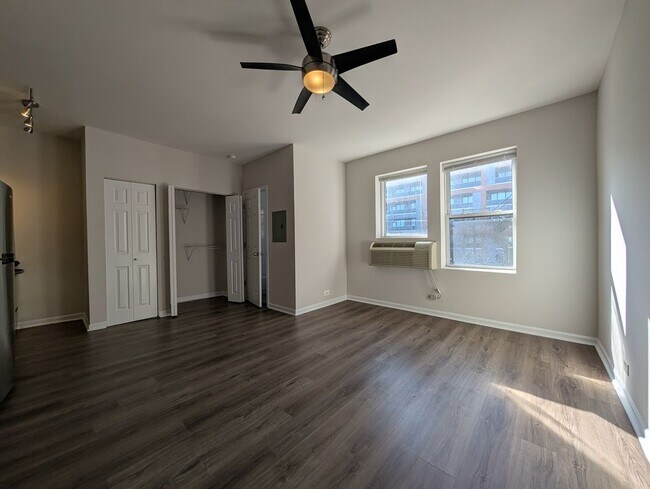Photo - 1627 N Humboldt Blvd Unit 4F
