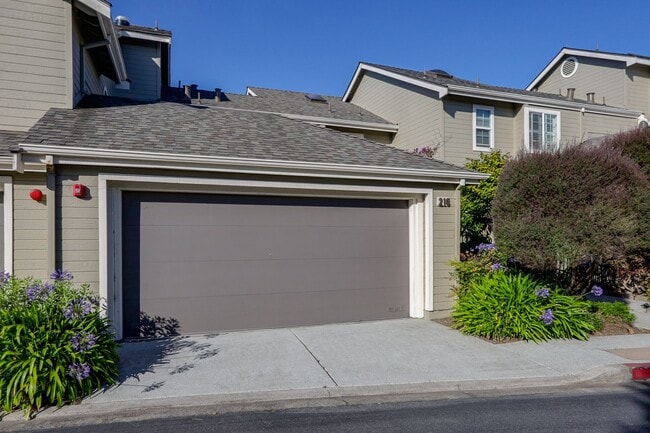 Photo - 3BR/3BA Pet-Friendly Village In The Park Townhome with Pool & 2-Car Garage | YouTube Tour