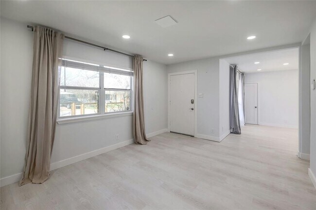 Photo - 8505 Spearman Dr