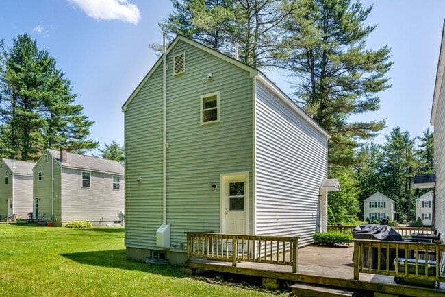 Photo - 10 Rose Terrace Cir